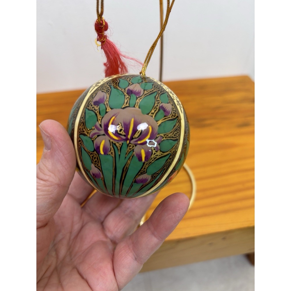 Pier 1 Imports Hand Painted Floral Iris Christmas Bulb‎ Tin Ornament - Picture 2 of 5
